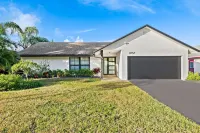 Casita Delray Oasis: 4Br with Pool, BBQ, Firepit, Pool Table 트라이레일 델레이 비치역 주변 호텔