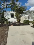 Charming 1 Bed 1 Bath Cottage in wonderful Sun Outdoors Sarasota that sleeps 6. Hotel in zona Nathan Benderson Park