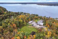 Hera Haven: Pickleball, hot tub, racetrack & lake