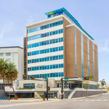 Aloft Tampa Downtown Hotels near AIDS Memorial Park