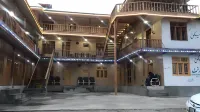 Kumrat Maskan Hotel