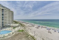 STUNNING 4TH FLOOR GULF FRONT CORNER UNIT with bunk beds