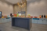 Hampton Inn & Suites Nashville Downtown Capitol View - 조식 운영