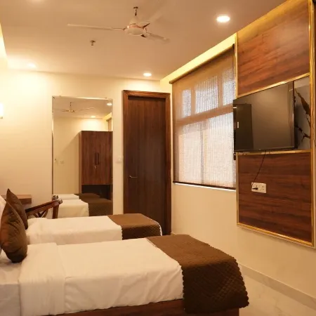 Hotel Golden Palace