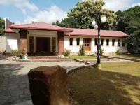 The Crown Hotel Dambulla - Pensionaatit