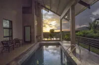 Villa Paddy - Private Pools