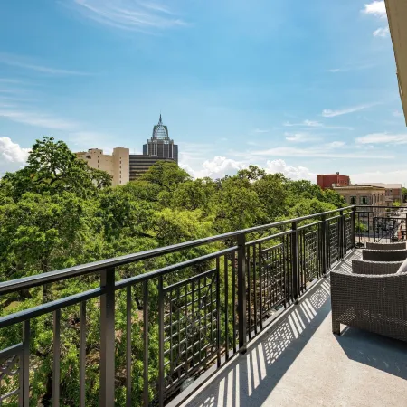 Hilton Garden Inn Mobile Downtown