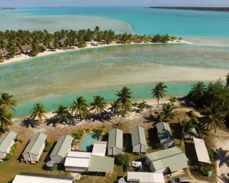 ランジヌイズ リトリート アイツタキ島のホテル