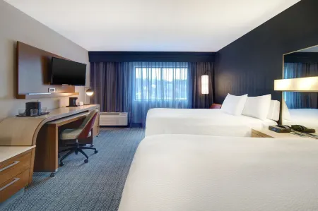 Courtyard State College