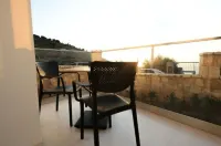 SEA & LAKE VIEW VILLA