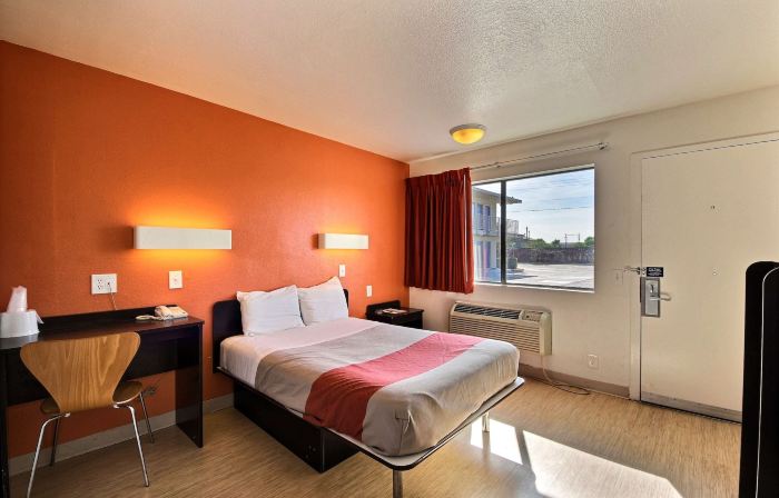 Motel 6 Laredo, TX - South