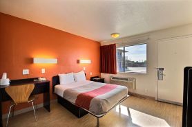 Motel 6 Laredo, TX - South