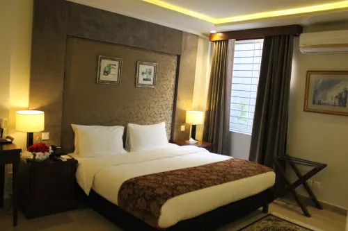 Hotel One Super, Islamabad - parking