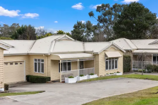 亞拉嘉寶斯酒店