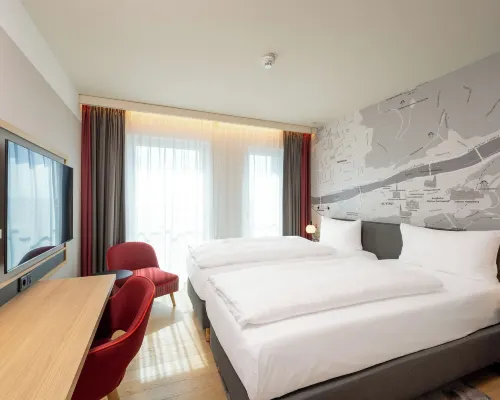 IntercityHotel Heidelberg Hotels near Bergheim