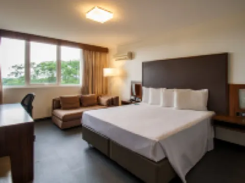 Hotel Deville Prime Maringá Hotels in Maringa