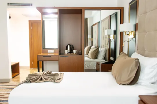 Shelter Inn Hotel & Spa