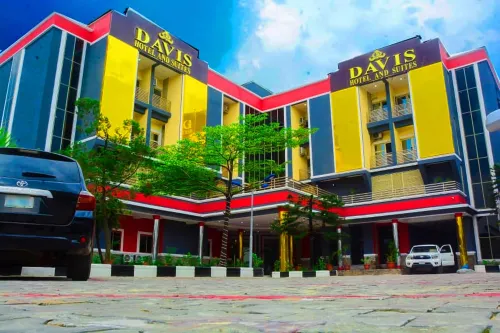 Davis Hotel and Suites - spa