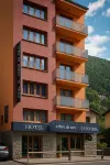 Hotel Arbre de Neu Hotels near Església de Sant Miquel de la Mosquera