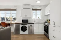 Windsor Apartments by Urban Rest Hotels in 