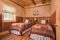 Robert Frost Mountain Cabins Hotel di Ripton
