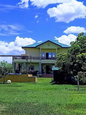 Elenem Resort Hotels in Concepcion