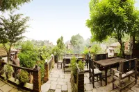 The Old Inn Hotel di Byas