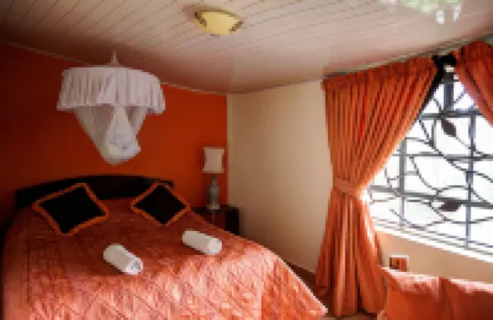 Osoita Lodge - ลอดจ์