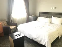 Pentagon Luxury Suites Enugu - Gym