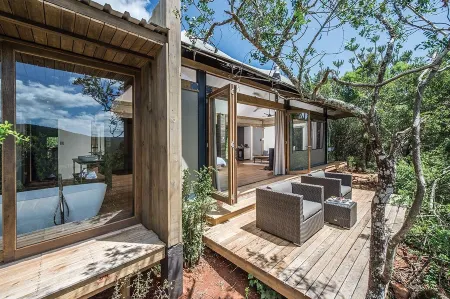 Kariega Game Reserve Settlers Drift Отели в г. Порт-Альфред