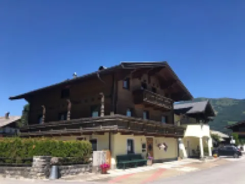 Apartment in Hollersbach Near Ski Lift Hotels in Hollersbach im Pinzgau