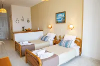 Villa Bambas Resort Hotels near Gaidouro-monopati - The Donkey path