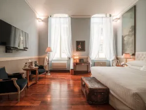 Royal Palace Hotel