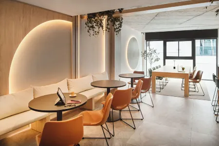 Vita Home Lanzarote I Deluxe Apartments Отели рядом с достопримечательностью «Замок Сан Габриэль»