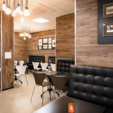 Augustus Hotel Bernkastel - Comfortable Budget Hotel