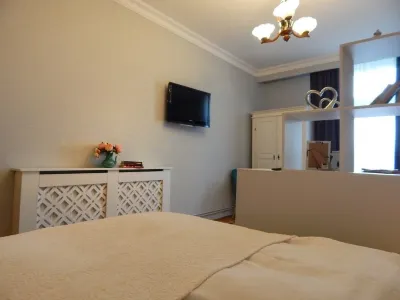 Teo's Flat Hotels in 