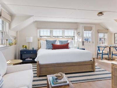 The Cottages at Nantucket Boat Basin