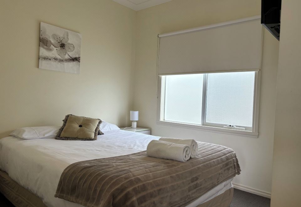 Werribee Short Stay Villas & Accommodation Images