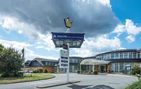 Avalon Hotelpark Königshof Отели в г. Эркероде