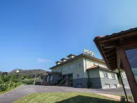 Apartamentos San Jorge Hotels in Llanes