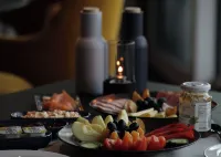 The Tide - Rorbuer - breakfast