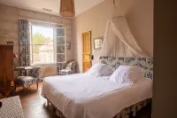 Hotel et Appartements Domaine des Clos - Teritoria Hotels in Tarascon