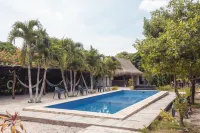 Amalife Beach Club & Hotel - Пляж