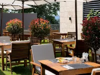 Bayview Hills Luxury Residences - breakfast