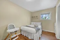 Family House with Httb Playgr BBQ Firept