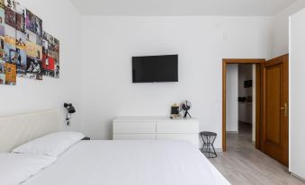 Modern Apartment in Bologna by Wonderful Italy