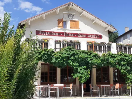 Logis Hôtel Restaurant le 1050 Отели в г. Лабати-д'Андор