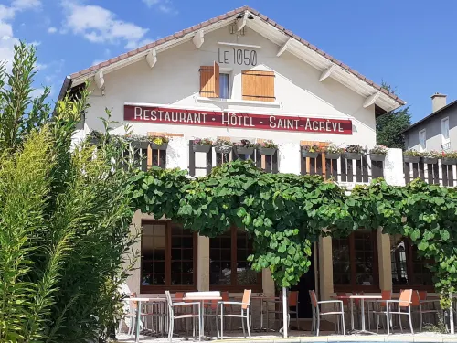 Logis Hôtel Restaurant le 1050 Hotels in Tence