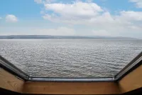 Host & Stay - Freshwater River View