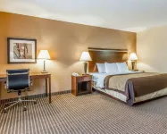 Quality Inn & Suites Hotels in Mount Pleasant